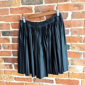 Skirt faux leather